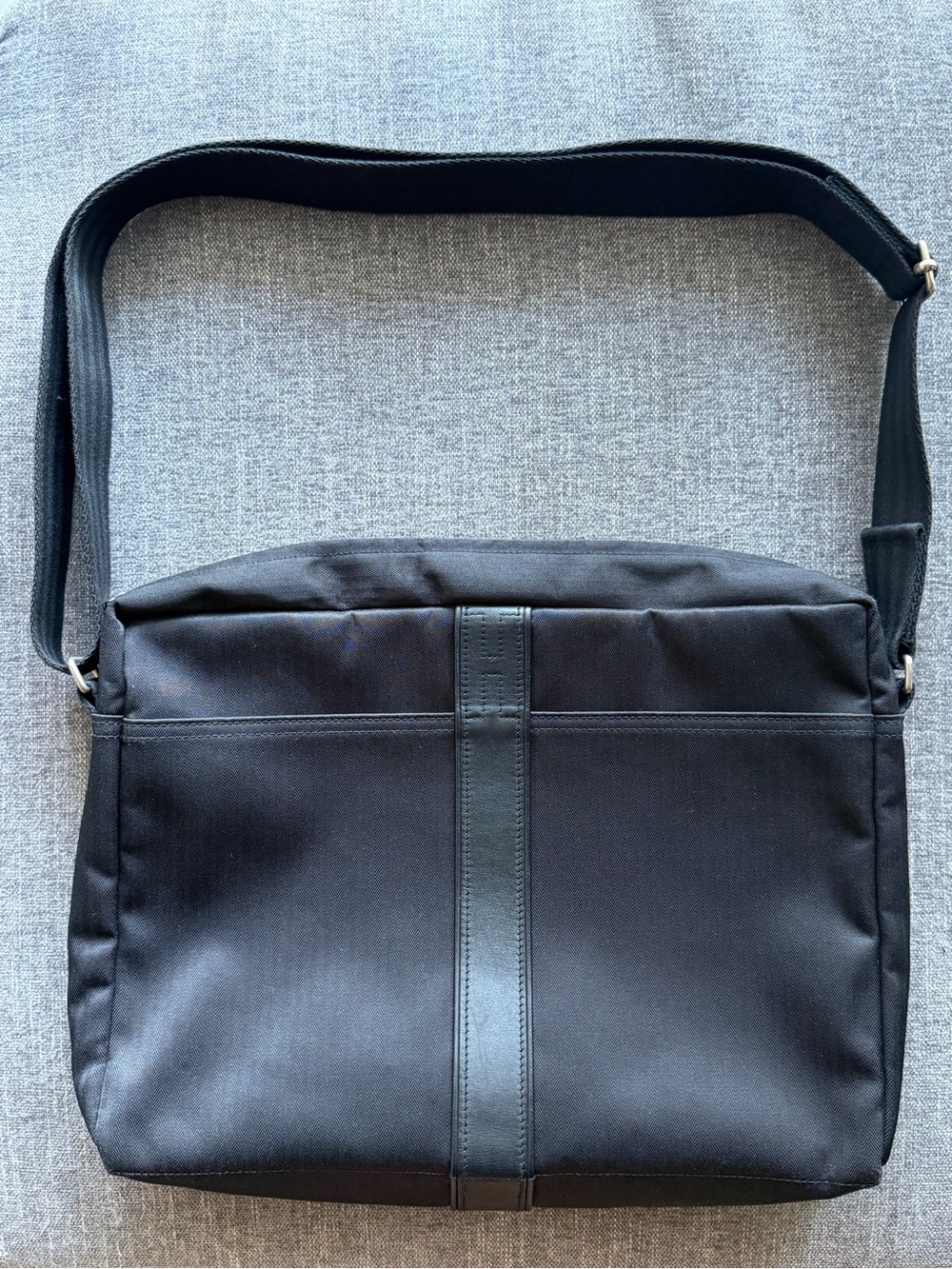 HERMÈS Acapulco Basas MM Black Nylon Leather Messenger Bag